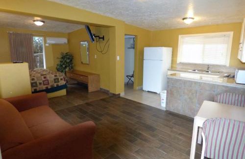 St. George Hotel | Sands Motel