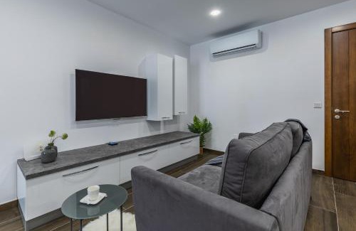 Bellavista Apartment | Sandstone A8 Marsascala - 15minute drive to Valletta