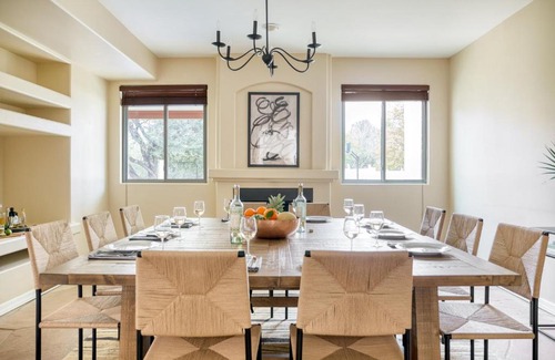 Paradise Valley Village House | Sandstone by AvantStay Spacious Desert Oasis w Pool BBall Crt Movie Room