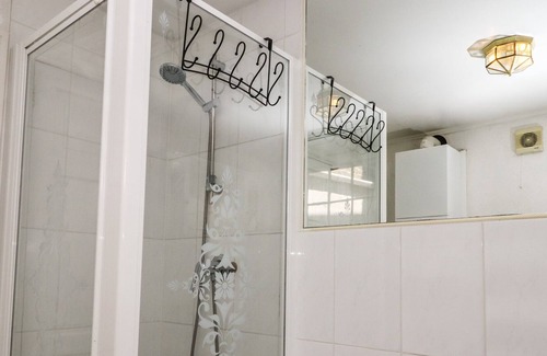 Ramsgate Cottage | SANDSVIEW, pet friendly, country holiday cottage in Ramsgate