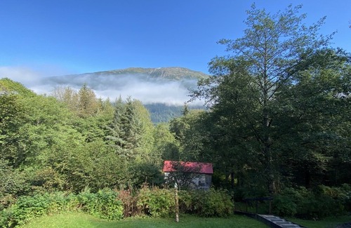 Douglas Apartment | Sandy Beach Retreat - stay just steps from Juneau's best beach and trails!