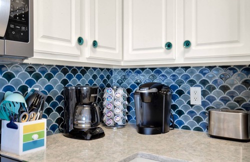 Tybee Island Condo | Sandy Feet Retreat 2bd/2ba Condo 500ft from Beach