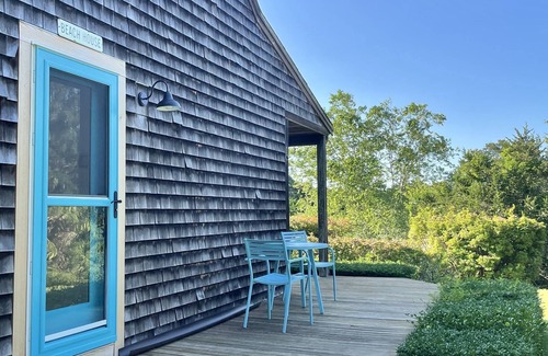 Brewster House | Sandy Hill Cottage- Newly renovated beach retreat, perfect for families
