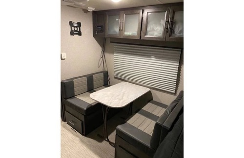 Carrollton House | Sandy Lake RV & MH Resort (RV Rental with Delivery & Pick Up Only)