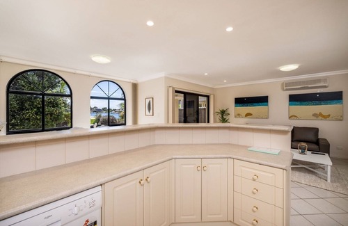 Port Lincoln Villa | Sandy Point Villa