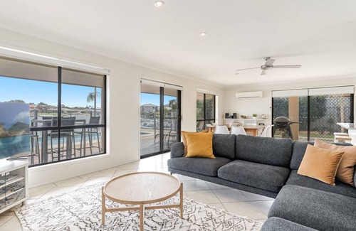 Yamba House | Sandy Shores | Absolute Waterfront with swimming pool