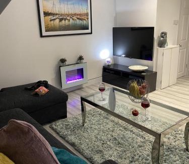 Torquay City Centre Apartment | Sandybanks Torquay - Seaview and Promenade Apartments