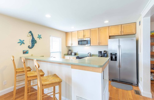 Tybee Island House | Sandys Beach House | Pet Friendly, Close to Beach!