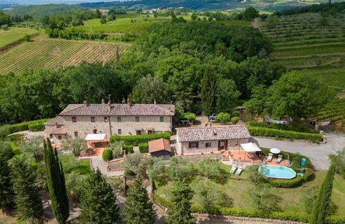 Monti di Sotto Villa | Sangiovese all'Aia, Gaiole in Chianti, Siena and Chianti