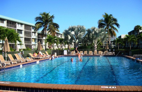 Sanibel Condo | Sanibel Surf Sounds. Sparkling Direct and Sweeping Beachfront with Bikes