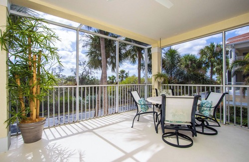 Fort Myers Beach Condo | Sanibel View 107 - a bright, luxurious end unit designed for relaxation and comfort in Fort Myers