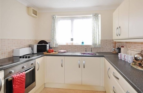 Swanage Cottage | SANJERNIN, pet friendly, with a garden in Swanage