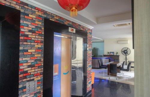 Panakkukang Hotel | Sans Hotel Lynt Makassar