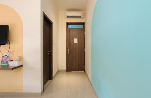 Jakarta Hotel | Sans Hotel Max Living Cengkareng