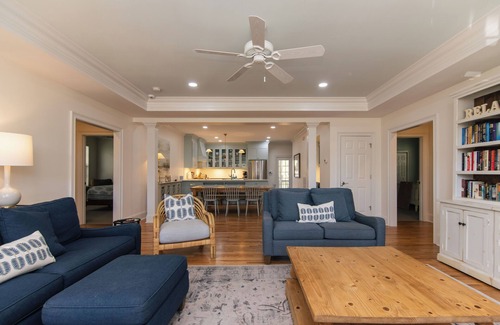 Edisto Island House | Sans Soucis:Spacious Beachwalk Home; Screened Porch; Minutes to Beach Access; Cable TV/WiFi