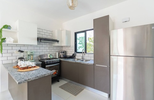 Santiago de los Caballeros Apartment | Santiago Oasis Pool Gym Free Parking