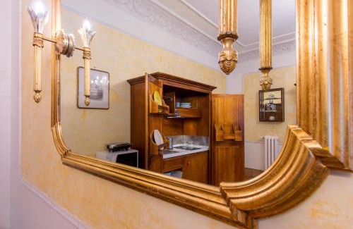 Rione VIII Sant'Eustachio Apartment | Sant'Ivo Apartments