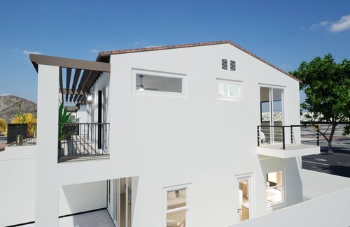 La Quinta Cove House | Santa Barbara-Style Desert Retreat