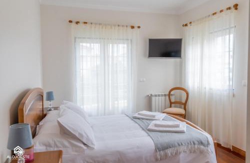 Praia de Santa Cruz House | Santa Beach Villa - 3 bedrooms & BBQ