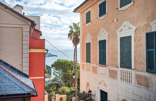 Boccadasse Apartment | Santa Chiara Apartment by Wonderful Italy