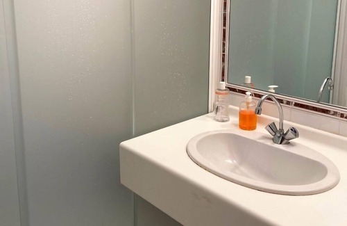 Sainte-Leocadie Apartment | Santa Leocadia X - Two Bedroom Apartment, Sleeps 5