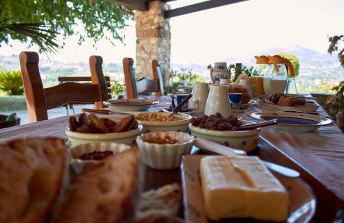 Caiazzo Bed & Breakfast | Santa Lucia B&B