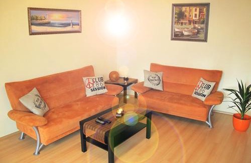 Nettersheim Apartment | Santa Maria