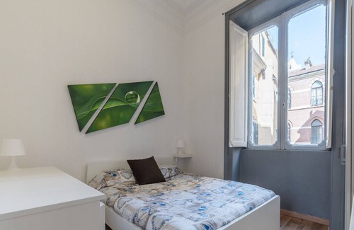 Repubblica Apartment | Santa Maria Maggiore - Opera House Apartment