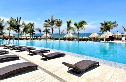 Urb Plenomar Apartment | SANTA MARTA BEST RESORT BUILDING ON THE BEACH !