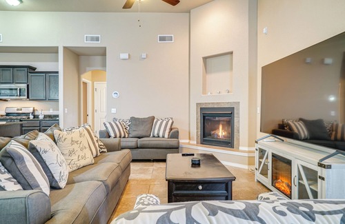 Santa Teresa House | Santa Teresa Home w/Patio & Grill!