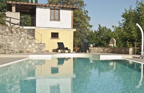 Sant'Ermo Apartment | Santermo2 medium lodging in typicalTuscan farmhouse from the 1800s