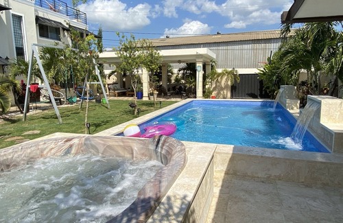 Santiago de los Caballeros Villa | Santiago Sunset Paradise with double falls