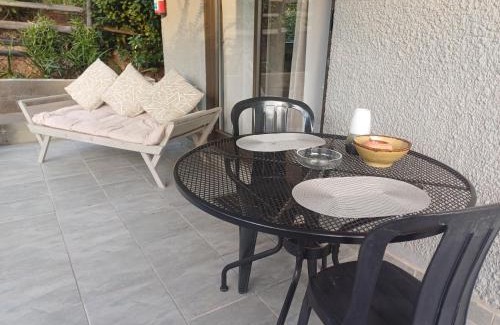 Trawal Apartment | Santika Sunhill Cottage