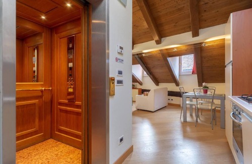 Historic Center Apartment | Santo Stefano Apartments Attic with Terrace