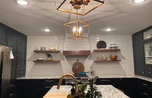 Overland Park House | Santoclere - designer home near Corporate Woods