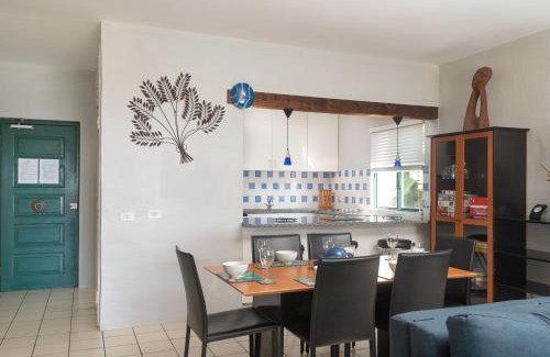 Shaka's Rock Apartment | Santorini Kamari 15 Family Only