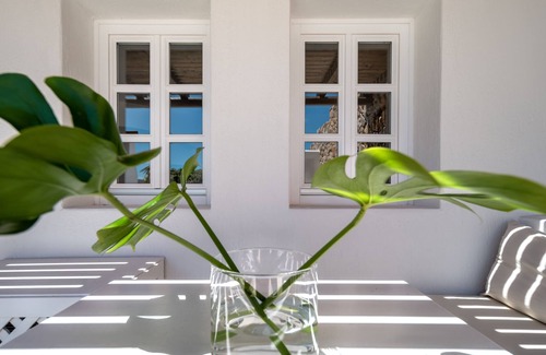 Vourvoulos Apartment | Santorini Suite with Jacuzzi 3 by Delfus