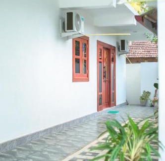 Pelena Apartment | Sanu Surfing Villa