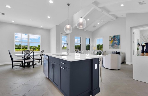 Naples Villa | Saona Cottage - Coastal Chic