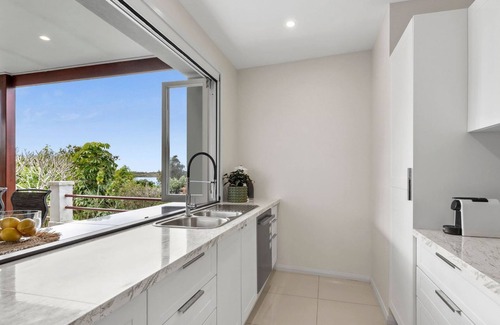 Urunga House | Sapphire Magic – A stunning waterfront escape in Urunga with beautiful river and ocean view