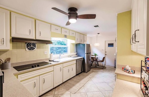 Indian Beach Sapphire Shores House | Sapphire shores by the bay.