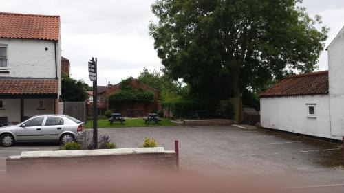 Skegness House | Saracens Head above the pub near Chaple st Leonards