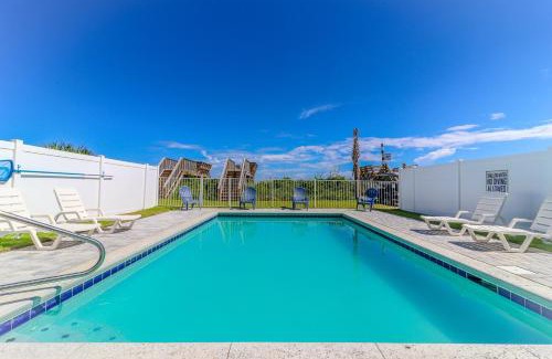 Surfside Beach House | Saradise