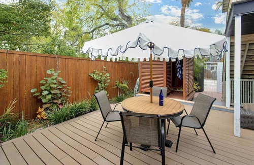 Downtown Historic District House | Saragossa Poolside Paradise
