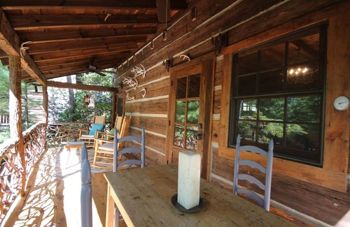 Pisgah Forest Cabin | Sarah`s Cabin | 1 Bed, 1.5 Bath
