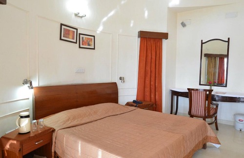 Gurugram Hotel | Saras Tourist Resort