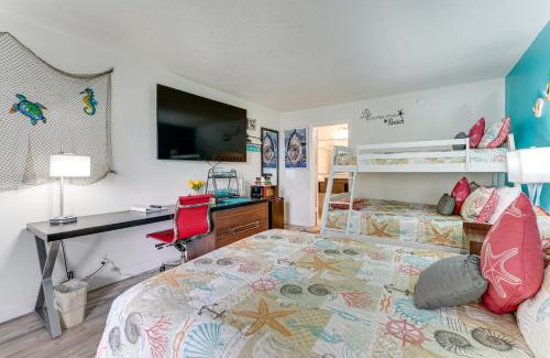 Trailer Estates Apartment | Sarasota Cay Club #612 - Heated Pool, Bunk Beds, Huge TV, Tiki Bar, More!