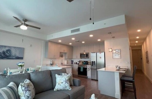 North Trail Apartment | Sarasota condo on the waternn