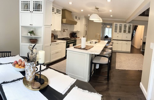 Saratoga Springs House | Saratoga Lake Family Home Close to Track, Down town & Spac! Beach & pool access!