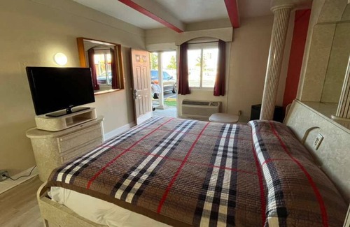 Ashburn Hotel | Saratoga Motel By Capital O Near Midway Airport Chicago IL